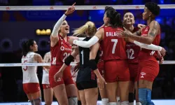 Milletler Ligi | Filenin Sultanları, Çin'e acımadı; set vermeden finale yükseldi!
