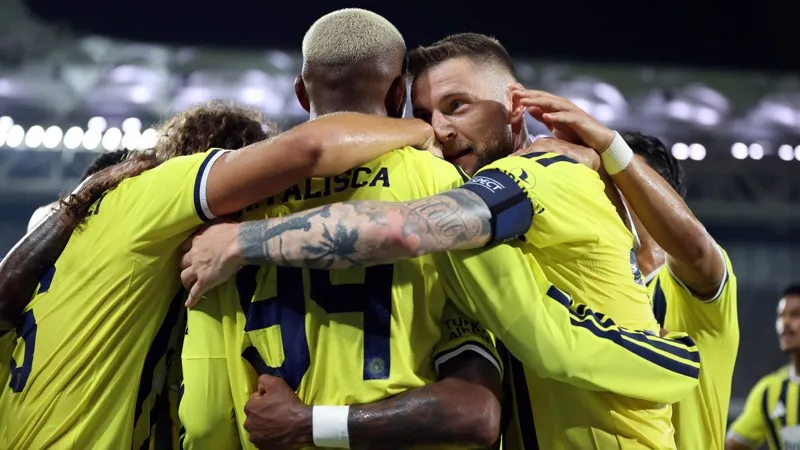 Fenerbahçe, Şampiyonlar Ligi'nde tur için sahaya çıkıyor: İşte muhtemel 11'ler